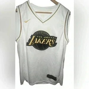T-Gold Series of The NBA Of Angeles Lakers Brand Nike  Size 50 Lebron Jame